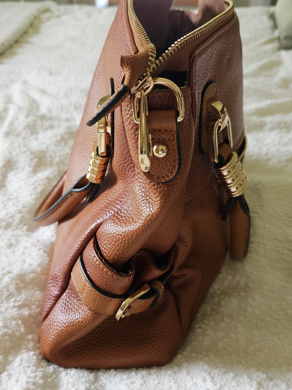 Classic Katee Leather Satchel Handbag - Elegant Everyday Tote - Picture 5 of 10